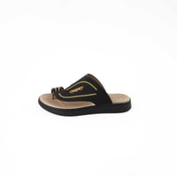 حذاء شبابي FD 828