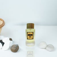 عطر الفخامة الذهبي