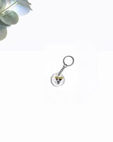 ميداليه فتيات القوه