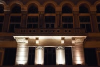 وحدة إضاءة خطية سطحية ليد