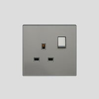 مقبس ( فيش ) ثلاثي 13 أمبير