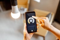 لمبة إي14 ذكية 420 لومين1700K~5000K