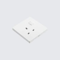 مقبس ( فيش ) ثلاثي 13 أمبير