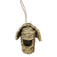 عش زيبرا على شكل كوخ مصنوع يدوياً من أوراق القصب ق...