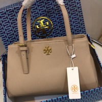 توري بورش Tory Burch