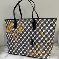 لوب نوار Loup Npir