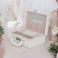 شنطه اكسسوارات على شكل مستطيل مغطاه بالجلد عالي ال...