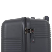 طقم شنط سفر ضد الكسر من خامة البولي بروبيلين مكون...