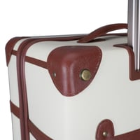 طقم حقائب سفر كلاسيكية من 4 قطع – مغطاة بجلد فاخر...