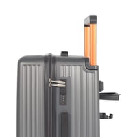 طقم حقائب سفر صلب (3 قطع) – تصميم عصري وقوة أداء