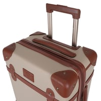 طقم حقائب سفر كلاسيكية من 4 قطع – مغطاة بجلد فاخر...