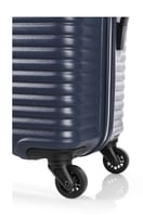 حقيبة سفر من امريكان توريستر -سكاي بارك - مصنوعة م...