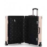 طقم حقائب سفر فاخر من الألمنيوم: متانة وأناقة لا ت...