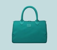 حقيبة يد من \ BANDE A BART \ تتميز بتصميمها العصري...