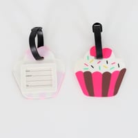 بطاقة تعريفية - تصاميم متعددة