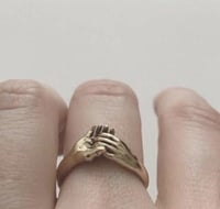 خاتم العناق - ذهبي -