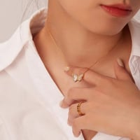 سلسال butterfly الذهبي 18K