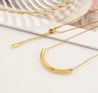 سلسال جذاب شكل الأبتسامة 18K