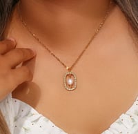 سلسال اللؤلؤ الطبيعي 18K