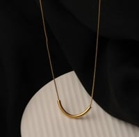 سلسال جذاب شكل الأبتسامة 18K