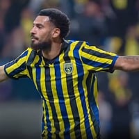 تيشيرت التعاون الكلاسيكي