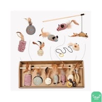 كرتون ألعاب بأشكال مختلفة للقطط