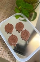 سيلكون نقش عيد سعيد قابل للحشو ٤ فتحات