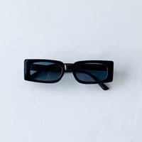 VINTAGE SUNGLASSES