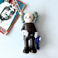 KAWS FIGURRS SET OF 2