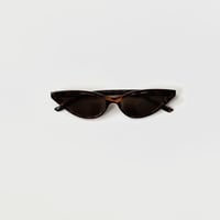 VINTAGE SUNGLASSES