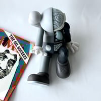 KAWS FIGURES SET OF 2