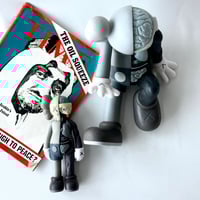 KAWS FIGURES SET OF 2