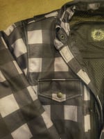 قميص كاروهات مع حماية كاملة