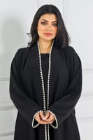 عباية نصف كلوش منسوجة من قماش الكريب الناعم مع طرح...