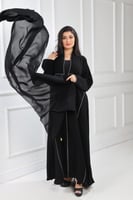 عباية نصف كلوش منسوجة من قماش الكريب الأسود مع طرح...