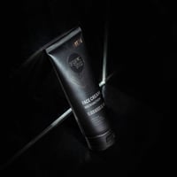 كريم الوجه متعدد الوظائف بالخشب الاسود والنعناع 75...