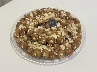 صحن بلاستك كيلو ونص تقريبا90 حبه سكري مكشوف محشي د...