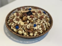 سلة كيلو ونص تقريبا90حبه سكري مكشوف محشي دايجستف ب...