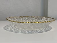 صينية اكريلك دائرية اطراف ذهبي 75 حبة كيلو ونص تمر...