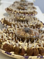 سلة كيلوين ونص تقريبا تمر مكشوف 4 حشوات وتمر ساده...