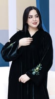 عباية مخمل كلوش الاكمام تطريز