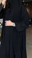 عباية لينن كلوش كم مربع مع تطريز اسود