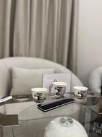 ستاند فناجين فضي