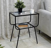 طاولة جانبية دورين بسطح زجاجي شفاف