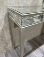 مدخل استقبال مع مراية