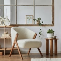 كرسي بوكليه ابيض بخشب بني