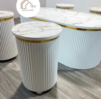 طقم طاولات مع 4 حبات خدمة