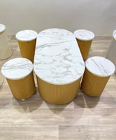 طقم طاولة مع 4 حبات خدمة