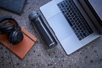 كونتيجو زمزمية بلاستيك 720 لون مكرون