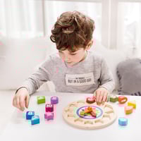 كلاسيك ورلد- لعبة الساعة الخشبية